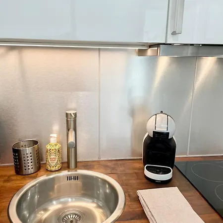 11th Cozy Flat Marais-bastille Fibre & Netflix Paryż